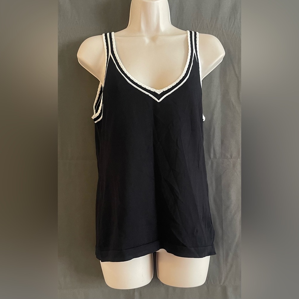 (12) NWT women's knitted tank top Karl Lagerfeld (L) MSRP $79.50